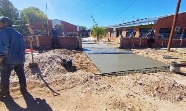 Plaza Huincul realizó obras en 13 escuelas. 