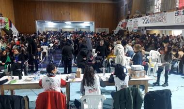 Masivo rechazo a la reforma laboral 