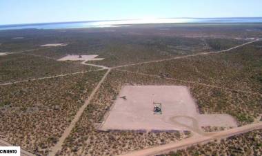 Eran petroleros y planearon un robo: se llevaron cables de cobre y rompieron equipos