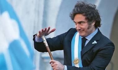 Milei ofrece candidaturas a empresarios para que presionen a gobernadores para bajar impuestos