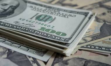 Fracasó el "blanqueo" del Gobierno: sólo el 1? los contribuyentes adhirió al nuevo régimen