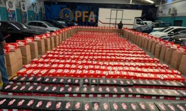 Secuestraron 820 pares de zapatillas truchas