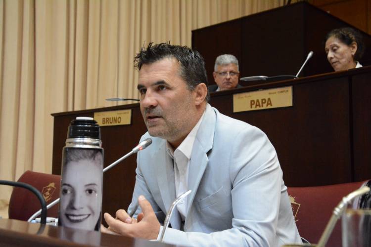 Diputados de Unión por la Patria presentaron proyecto en defensa del cine argentino