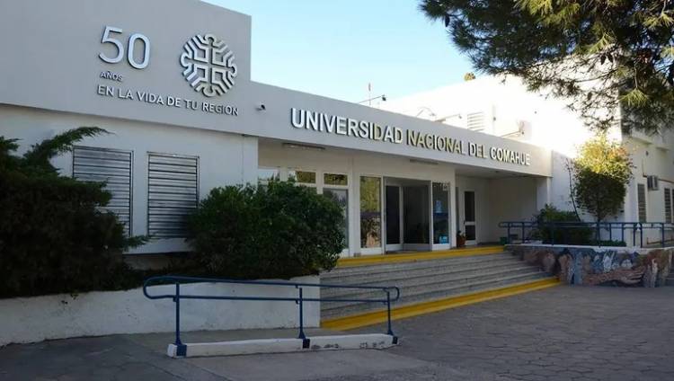 Neuquén: solicitaron juicio oral para tres funcionarios de la Universidad del Comahue por irregularidades en contrataciones directas