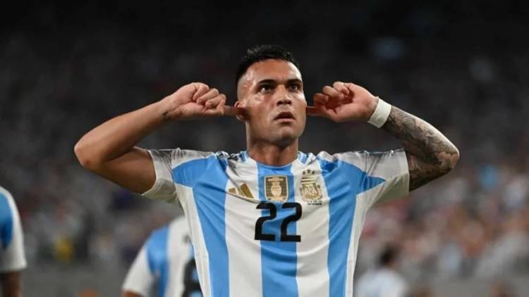 La Selección Argentina superó a Chile y está en cuartos de la Copa América