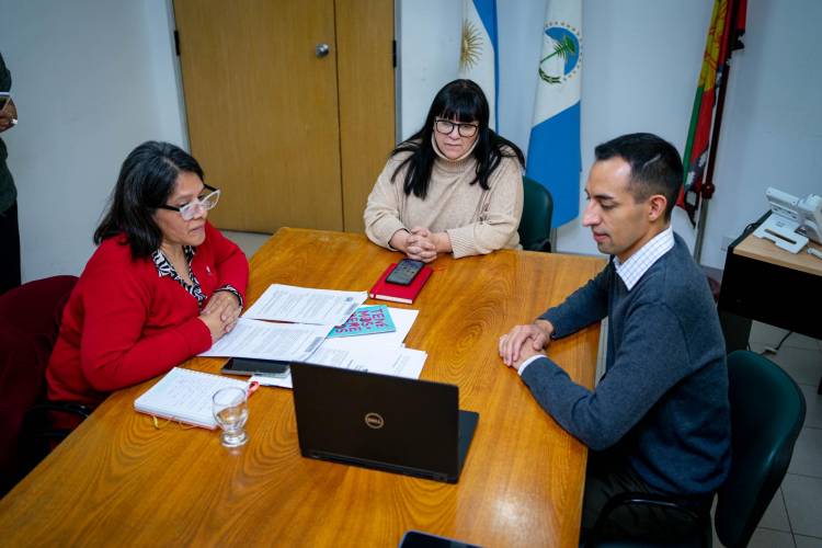 Jesús San Martin se reunió con la Ministra de Educación Soledad Martínez 