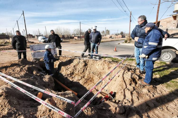 Claudio Larraza destacó que “en 60 días logramos conectar el gas a la totalidad del barrio Berbel”