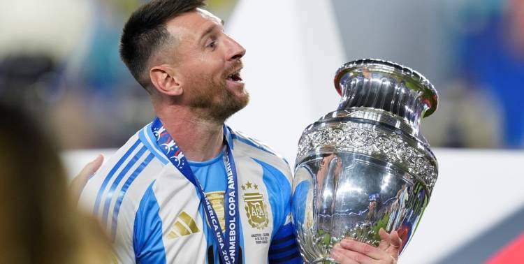 Messi ganó otra Copa América, llegó a su título número 44 y es el futbolista más ganador de la historia