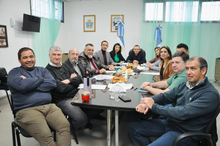 En Cutral Co y Plaza Huincul estamos trabajando para garantizar la distribución del agua potable para todos