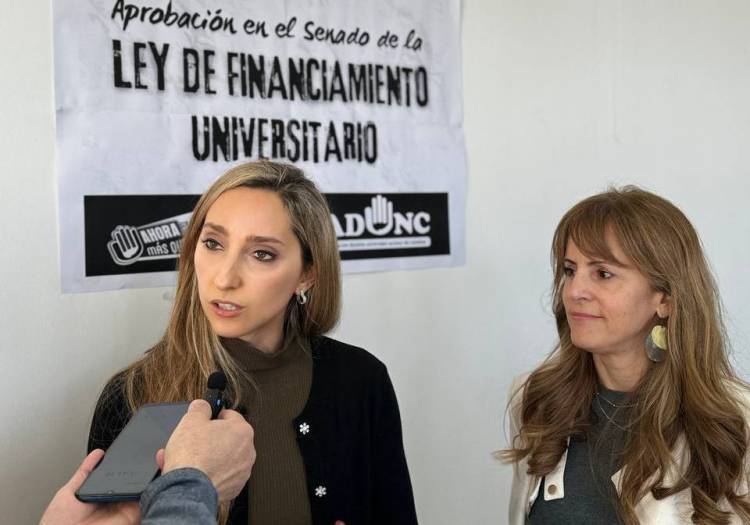 Julia Strada en Neuquén dio una charla sobre la realidad económica de Argentina 