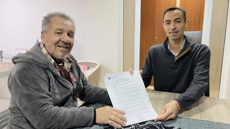 Reconocimiento a Emilio Martiarena 