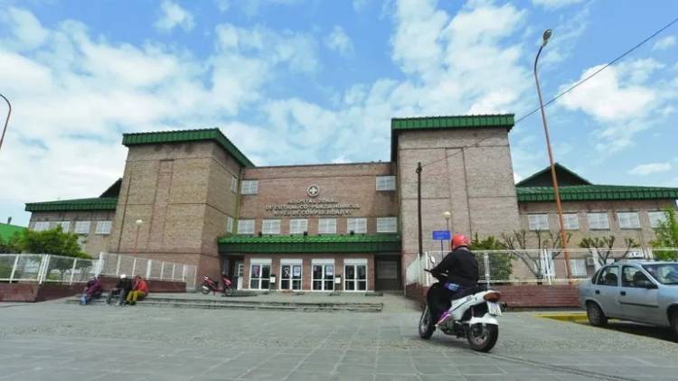 Un apuñalado en Plaza Huincul