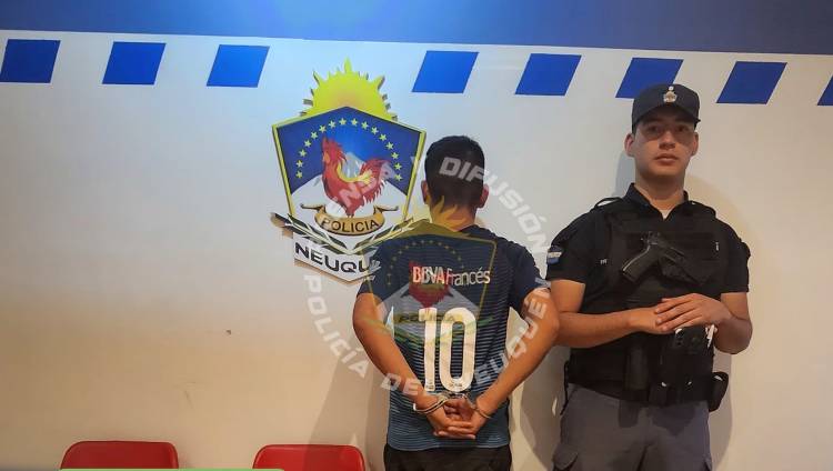 Robo frustrado en un local comercial 