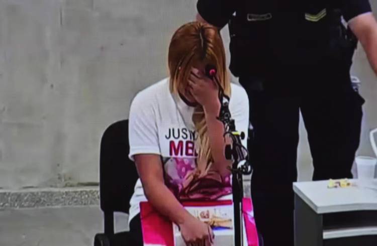 "Tenía un pinchazo en la espalda": la dramática declaración de la mamá de una beba que murió en el Neonatal