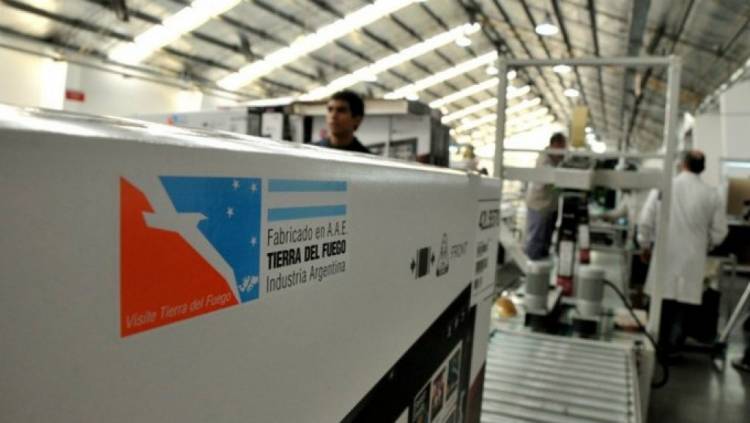 Paro total en Tierra del Fuego por la baja de aranceles que determinó el Gobierno