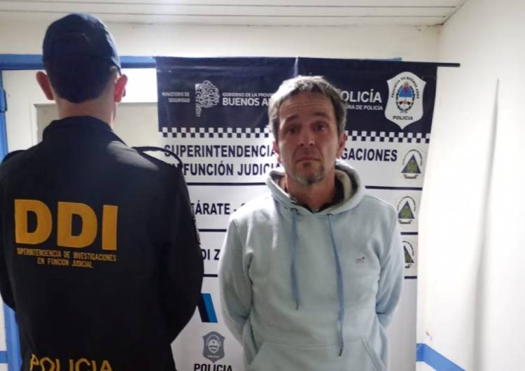 La primera foto de Claudio Contardi preso tras ser condenado por abusar sexualmente de Julieta Prandi