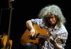 Pat Metheny deslumbró en el Gran Rex con un recital íntimo y lleno de historias