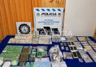 Mega operativo contra el microtrafico: ocho personas demoradas, secuestro de droga y dinero en la comarca petrolera. 