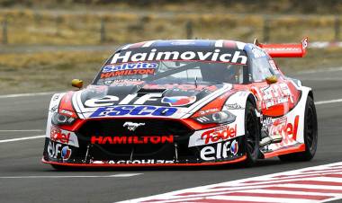 Histórica pole position de Werner con el Ford Mustang