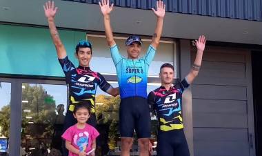 La 24º edición de la Vuelta Ciclística de General Alvear tuvo su primera etapa. 