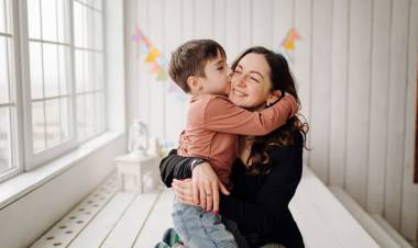 Canasta de crianza aumentó hasta 6,5% en junio y superó a la inflación: cuánto cuesta tener un hijo