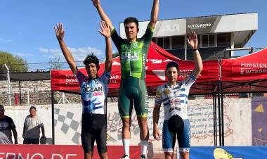 Se corrió la segunda etapa del Tour de Chilecito en la Provincia de la Rioja, 
