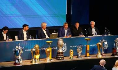 La Asamblea de la AFA oficializó la reelección de Claudio "Chiqui" Tapia como presidente