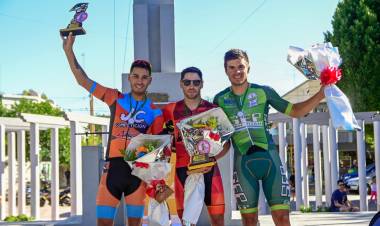 Quinta etapa Vuelta Ciclística al Valle Leonel Rodríguez se llevo la etapa  