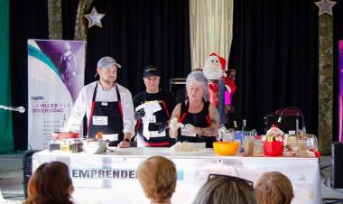 Cutral Co cerro las capacitaciones anual gastronómicas y la expo venta de los talleres.