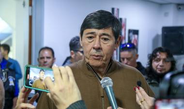 “No hace falta gastar la plata de los pampeanos en data room que ya tiene toda la información sobre la mesa”