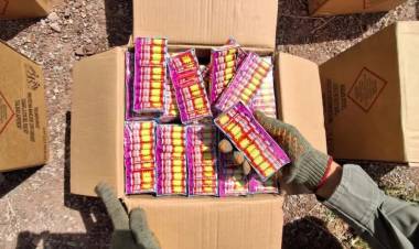 Fuga y persecución en un cruce a Chile: intentaron ingresar a Argentina con una millonaria carga de pirotecnia