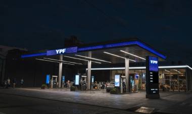YPF confirmó un aumento del 1% en los combustibles y alargó el congelamiento por 45 días más