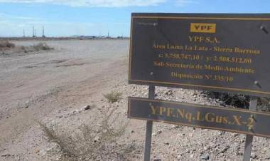 Un soldador murió aplastado por caños en una planta petrolera