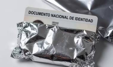 Envolver el DNI en papel aluminio: por qué lo recomiendan y para qué sirve