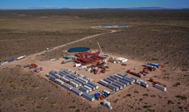 Cómo es el plan para que las petroleras reutilicen el agua contaminada de Vaca Muerta