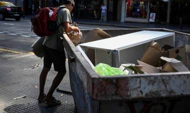 La pobreza subió al 32,3% en el primer semestre del año y afectó a 15,5 millones de personas