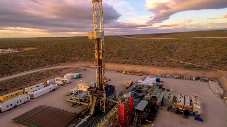 Se promulgó la ley que respaldó al acuerdo de explotación del GNL