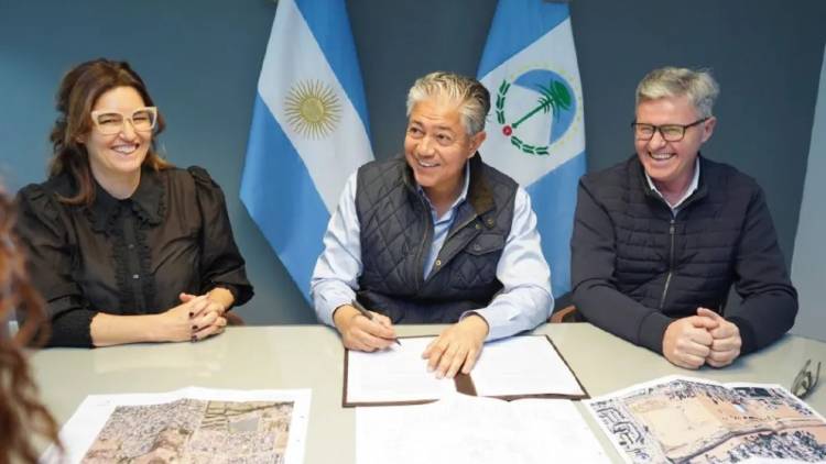 Construirán viviendas y centros integrales para personas mayores en otras dos localidades neuquinas