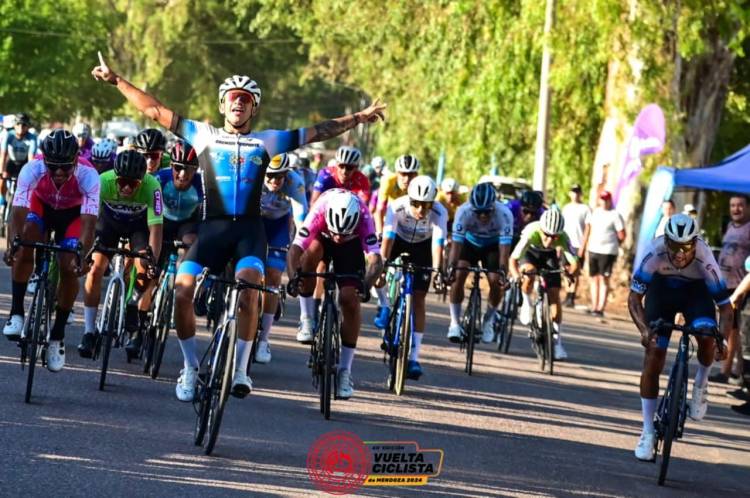 Mauricio Páez se quedó con la primera etapa de La Vuelta de Mendoza 2024