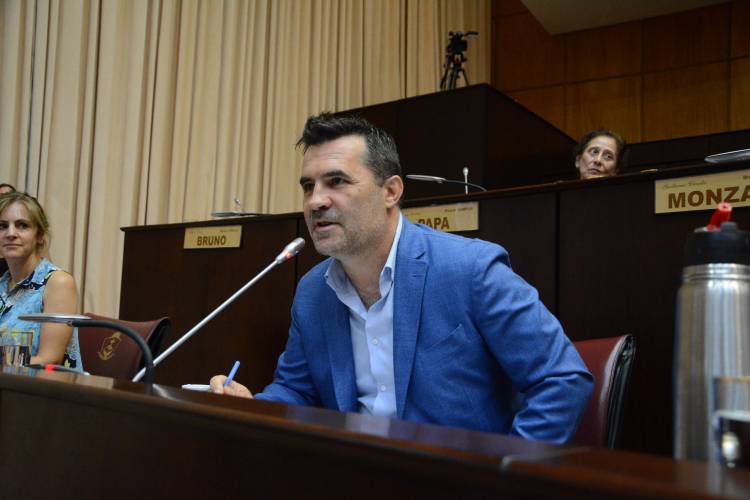  Dario Martinez: Milei y Adorni mienten 