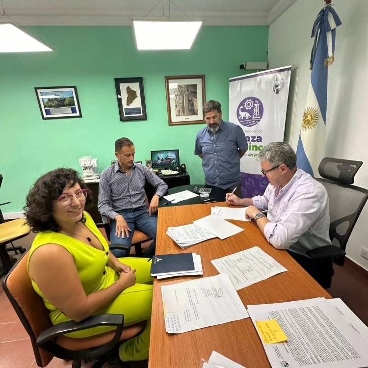 La Municipalidad de Plaza Huincul firmó un convenio con el anexo UBATEC de la Universidad de Buenos Aires (UBA) 