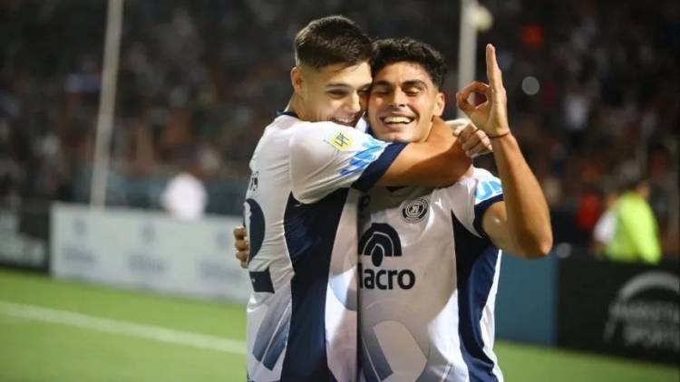 Sorpresiva, abultada y dura derrota de River ante Independiente Rivadavia