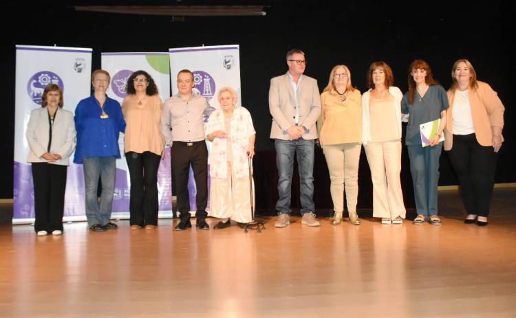 Plaza Huincul distinguió la labor social de 7 mujeres de la ciudad