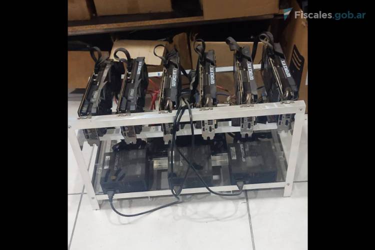 Mar del Plata: detuvieron a cinco personas acusadas de conformar una asociación ilícita destinada al contrabando de teléfonos, a juegos online clandestinos y al lavado de activos
