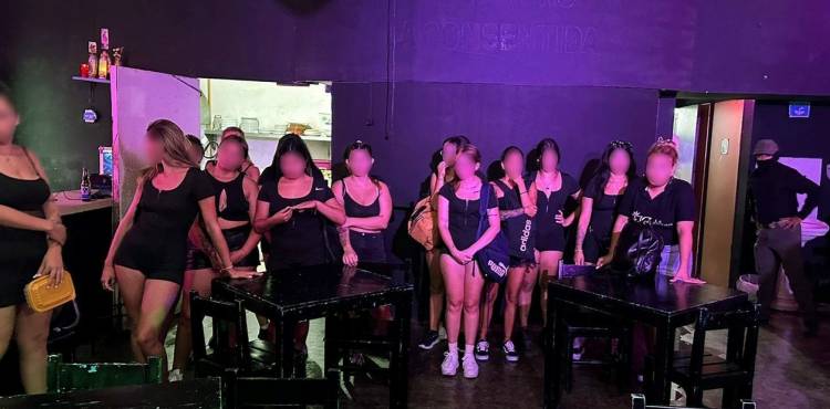 Rescatan a 15 mujeres argentinas de una red de trata en Playa del Carmen