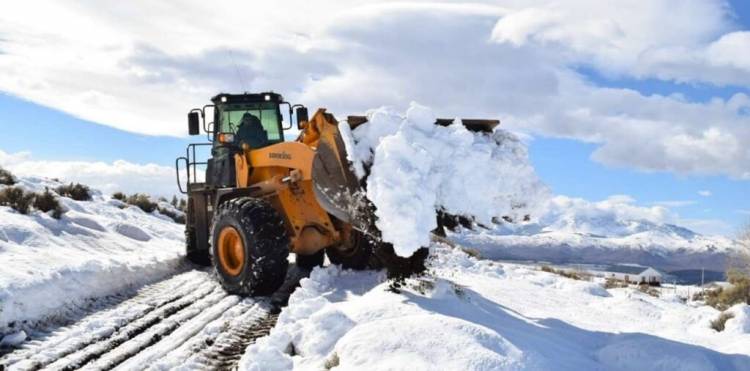 Trabajadores viales de la provincia de Neuquén realizarán medidas de fuerza en reclamo por falta de equipamiento
