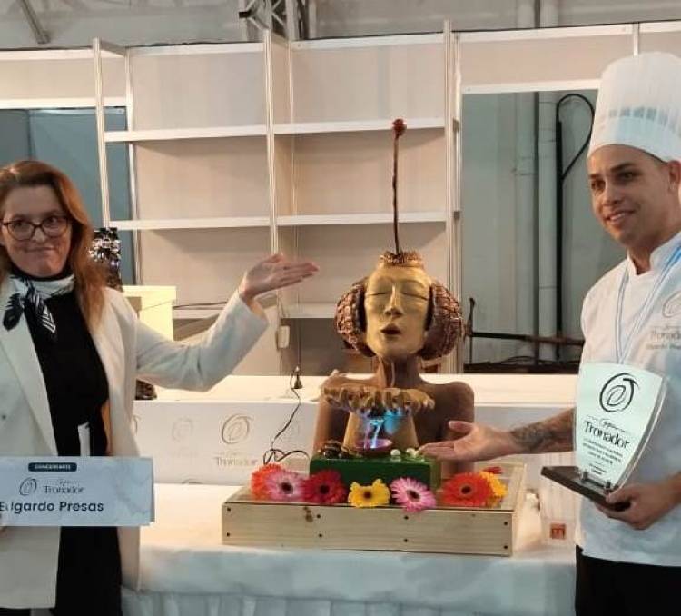 Campeonato Nacional de Maestras y Maestros Chocolateros Copa Tronador.      