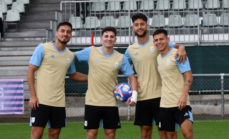 La Selección Olímpica se mete en los Juegos y realiza su primer entrenamiento oficial en Saint Étienne