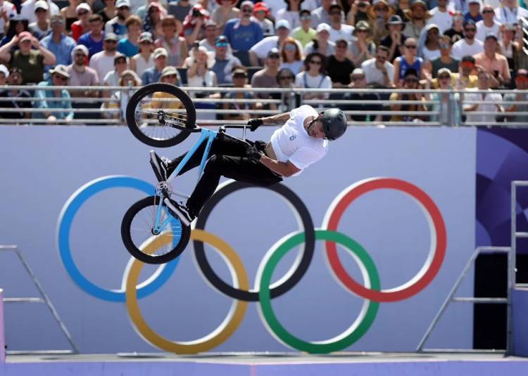 José Maligno Torres Gil, Medalla De Oro En BMX Freestyle