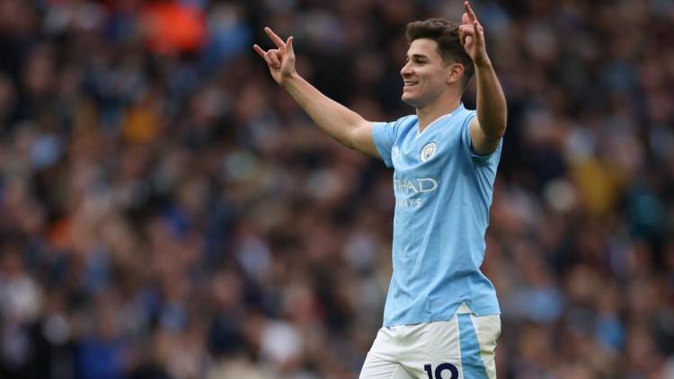 Julián Álvarez se va de Manchester City y Atlético de Madrid pica en punta
